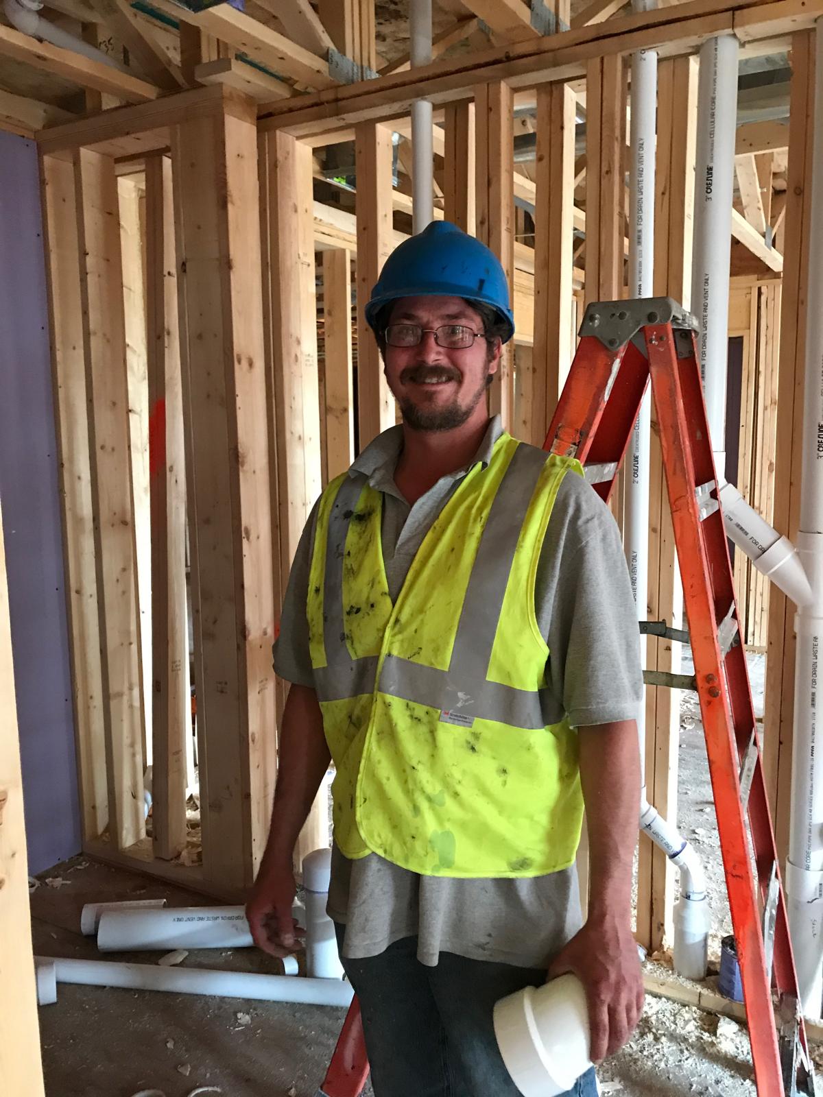 Norse team installing air ducts